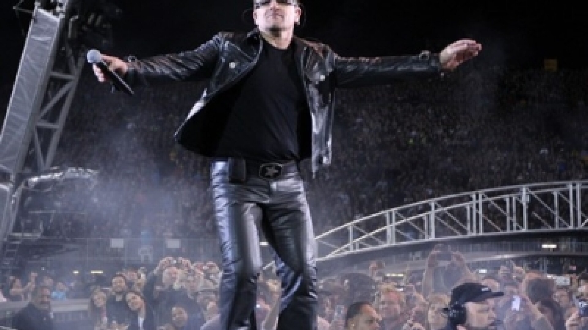 Bono la Auckland