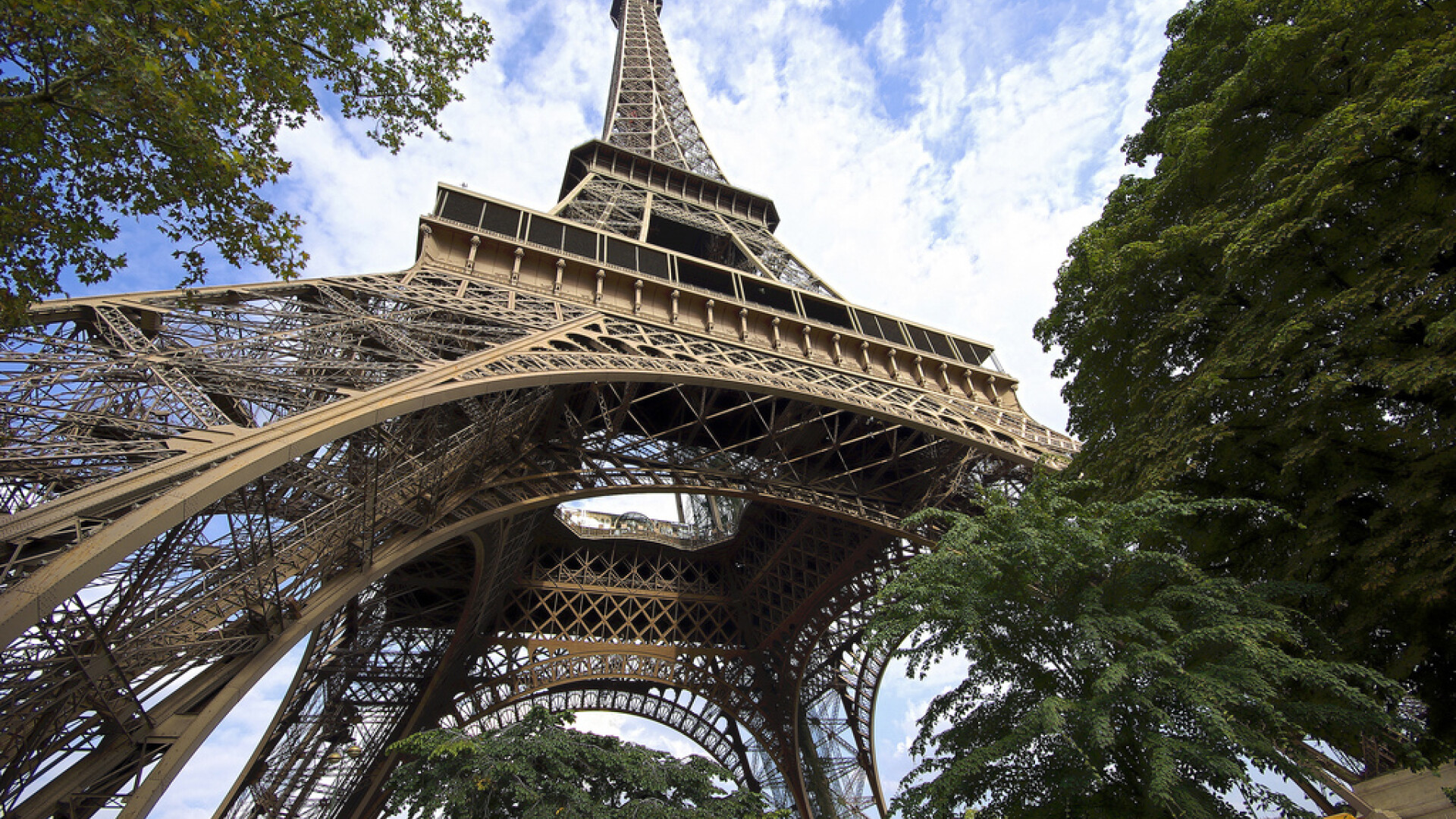 turnul Eiffel HDR