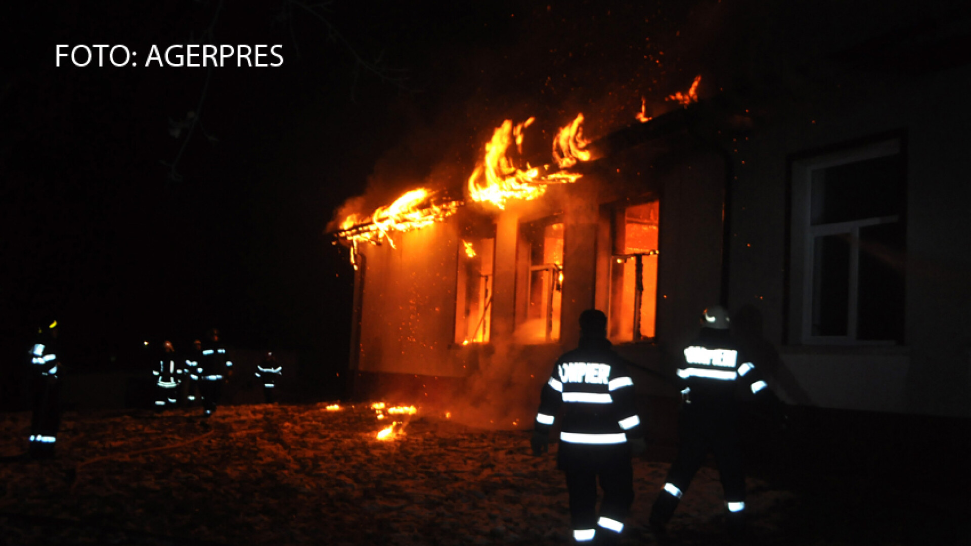 incendiu scoala Rachiti, Botosani