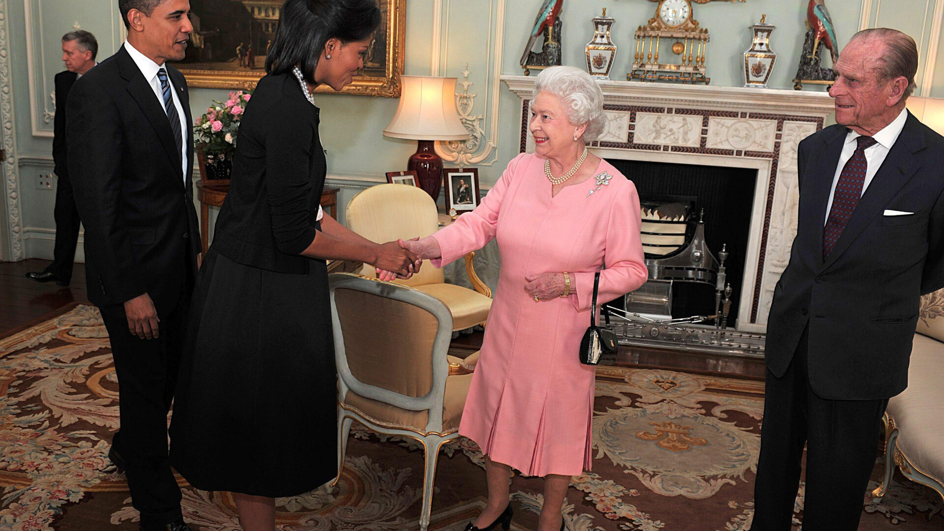 Michelle Obama si Regina Elisabeta