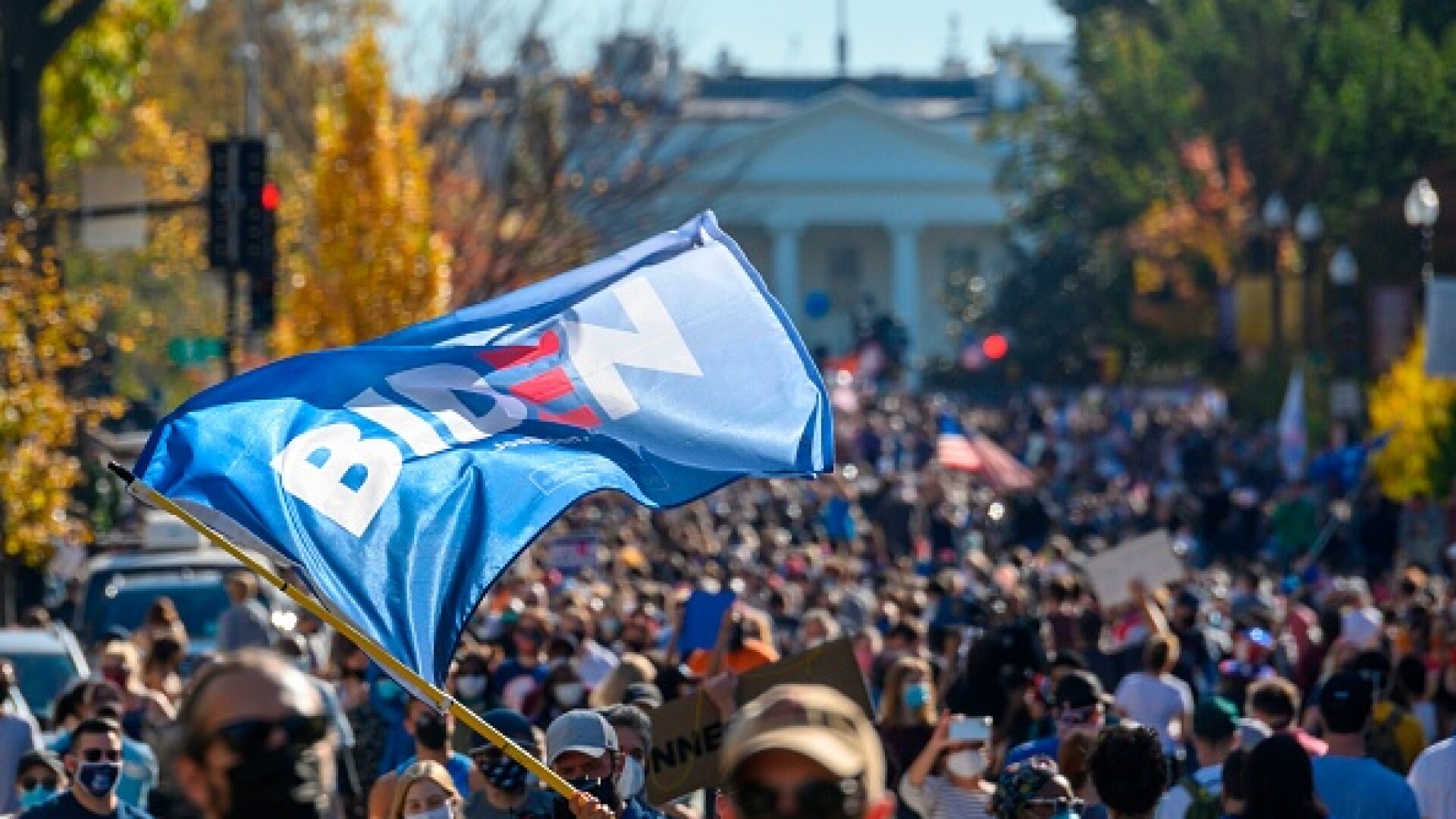 Americanii sărbătoresc în stradă victoria lui Joe Biden la alegerile prezidențiale din Statele Unite