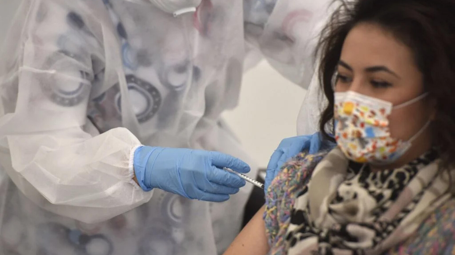 Numărul pacienților cu gripă și viroze respiratorii crește semnificativ. Autoritățile recomandă vaccinarea antigripală