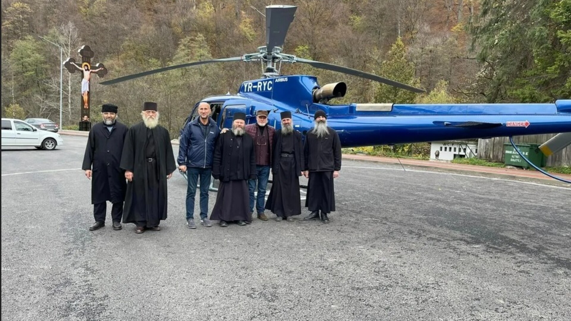 elicopter manastire lainici
