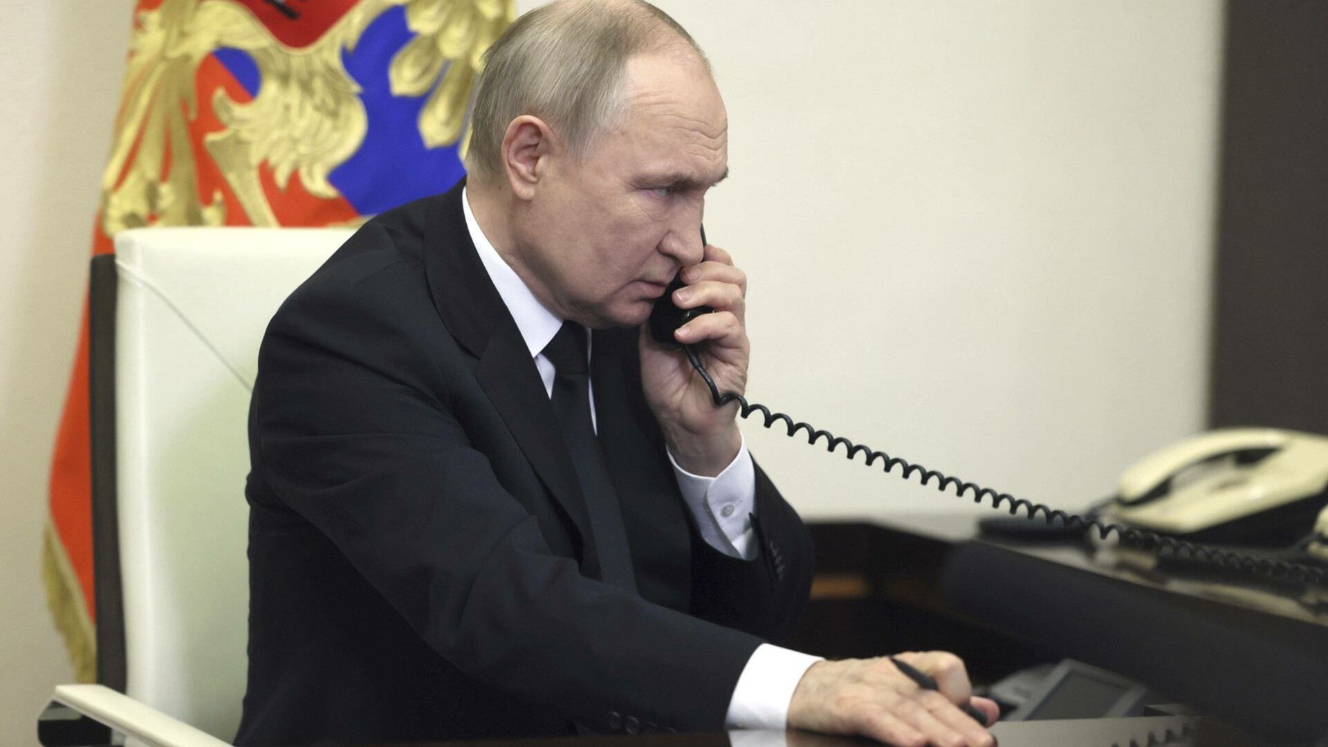 După doi ani de „tăcere”, Putin și Sholz au vorbit din nou la telefon. Ce i-a cerut cancelarul german liderului de la Kremlin