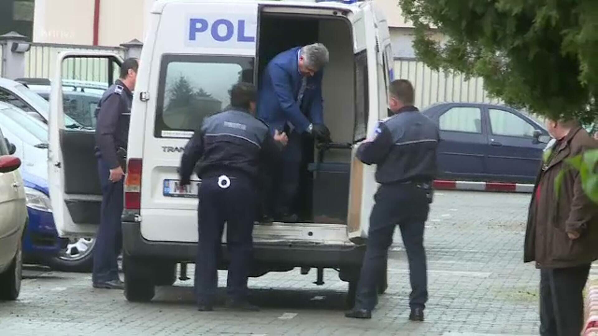 Florin Secureanu condamnat pentru mită și delapidare la Spitalul Malaxa | sursa foto: Stirile ProTV Florin Secureanu condamnat pentru mită și delapidare la Spitalul Malaxa | sursa foto: Stirile ProTV