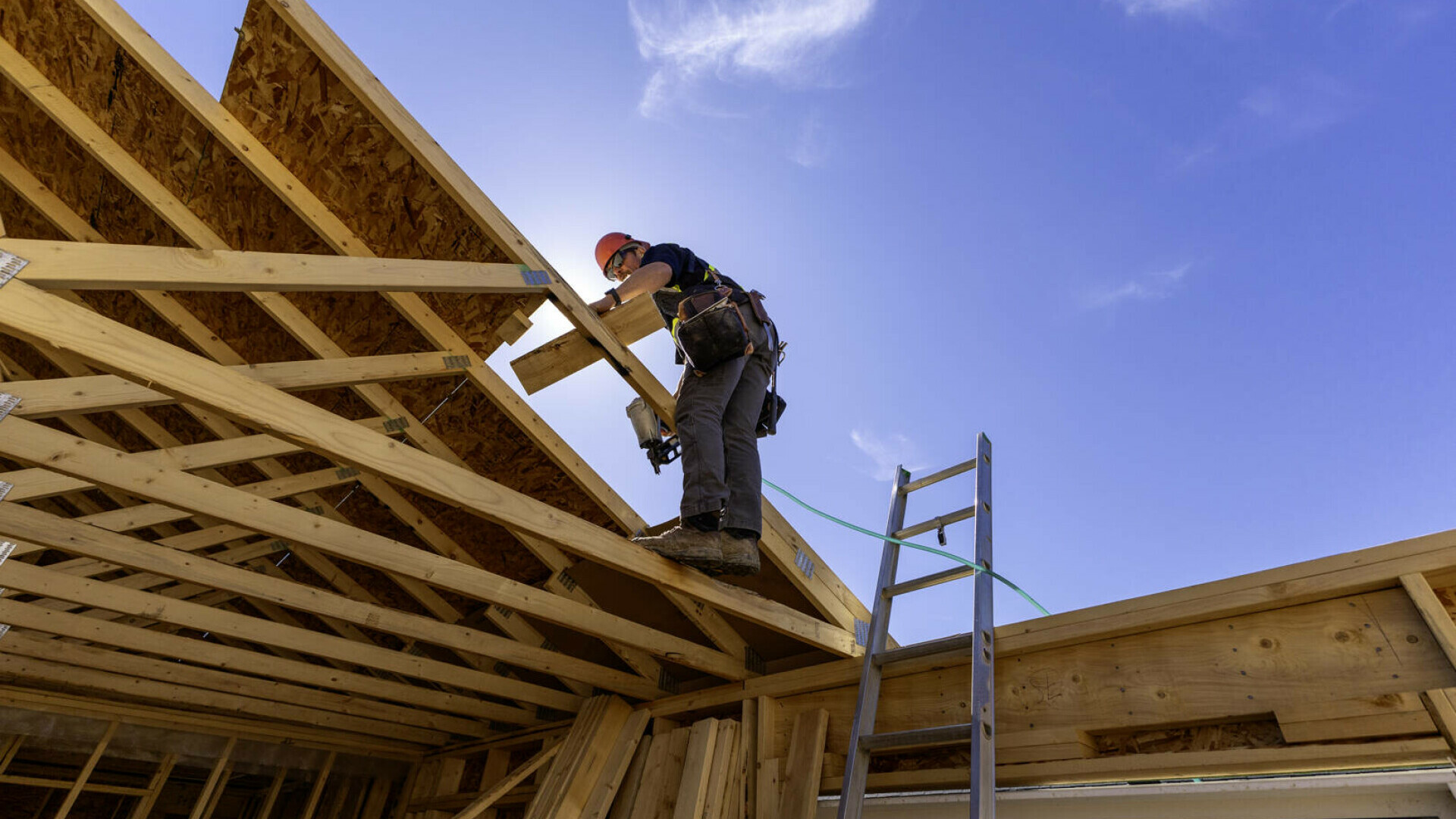 „Mii de angajați din construcții riscă să fie disponibilizați în următoarele șase luni”, avertizează președintele FPSC