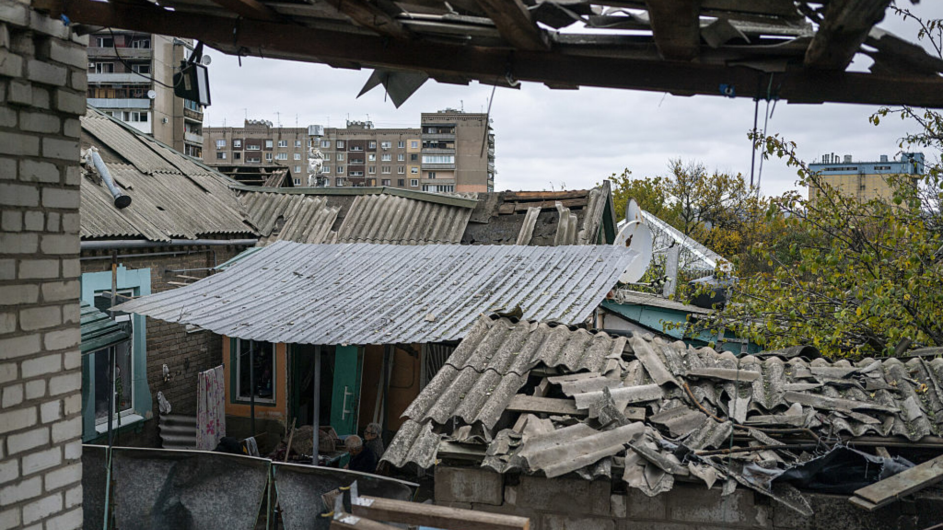 Rusia a lovit Ucraina mai intens ca oricând, de la începutul războiului. Atacurile au vizat infrastructura energetică