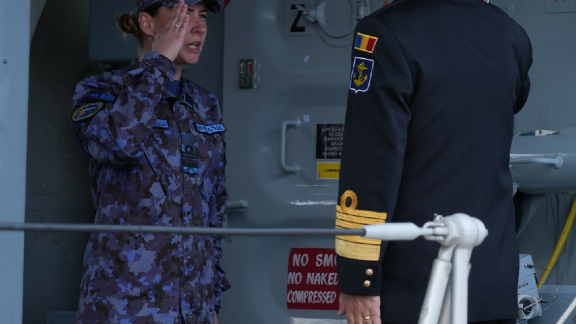 Vânător de mine cumpărat de la Marina Regală Britanică, pentru prima oară în Portul Constanța. Comandant este o femeie | FOTO