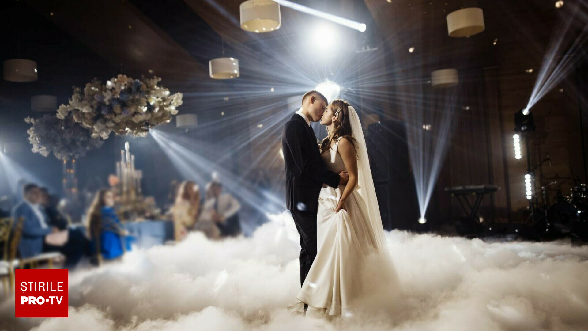 O nuntă s-a transformat într-o bătaie generală dintr-un motiv bizar. Mireasa a ajuns în stare gravă la spital