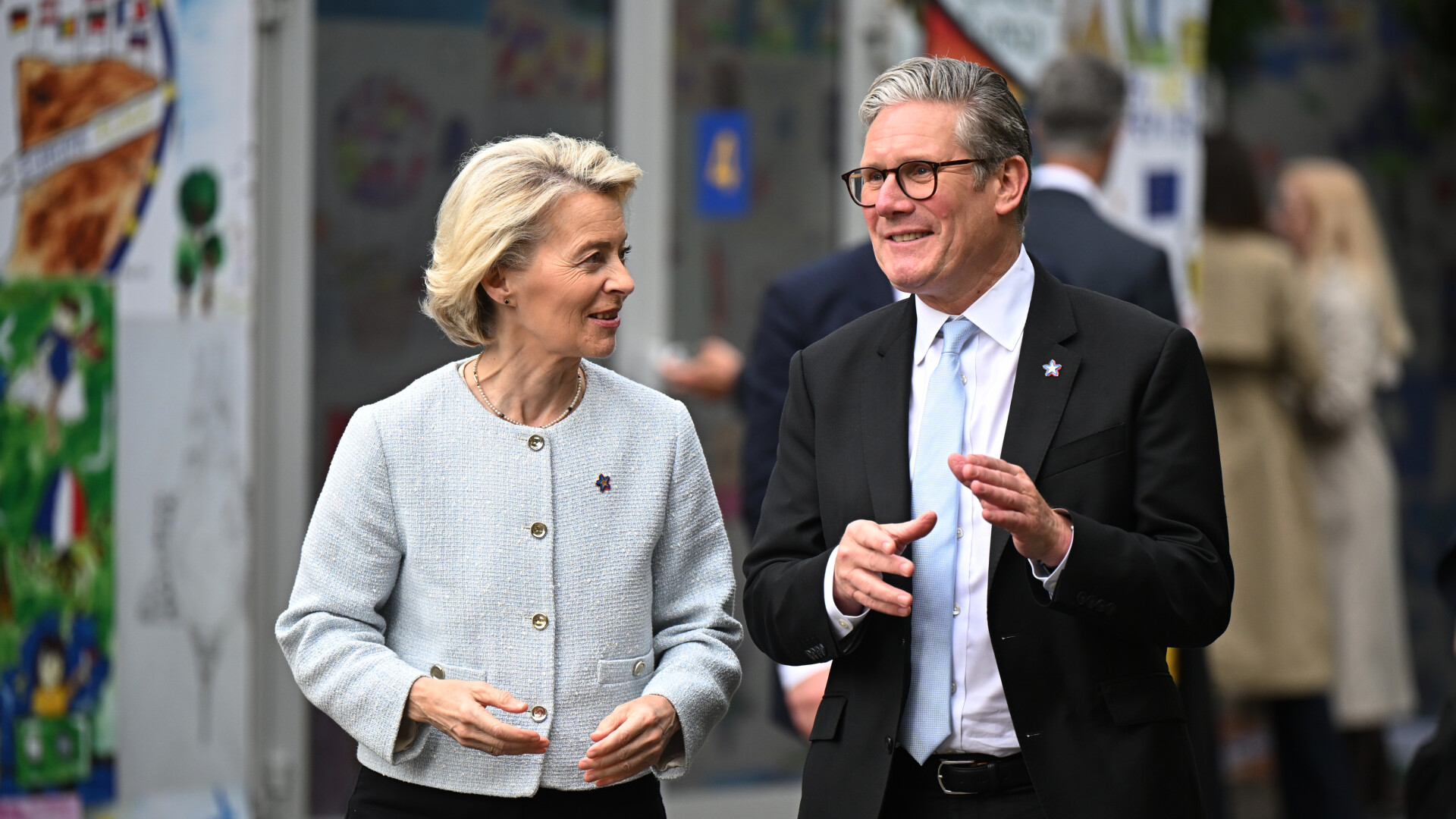 Ursula von der Leyen și Keir Starmer