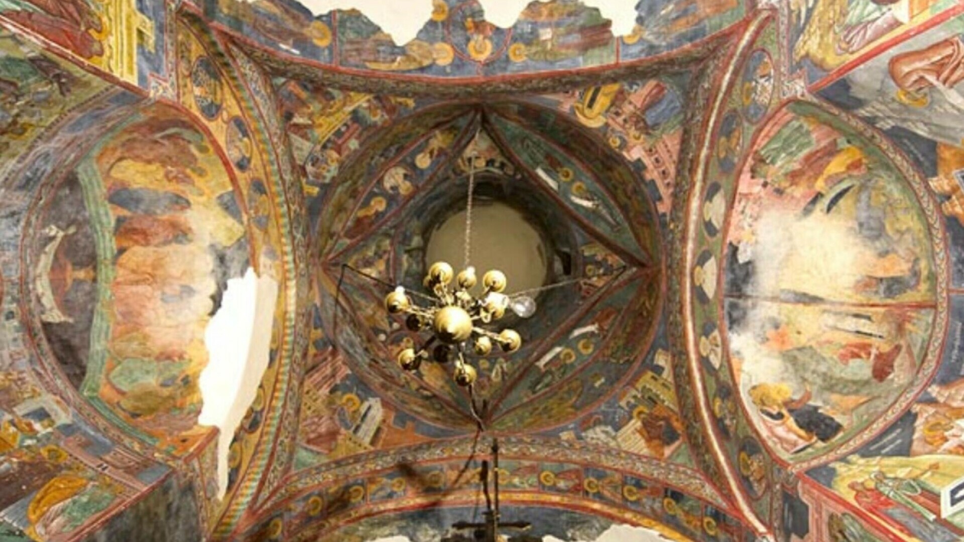 Biserica Pătrăuți 