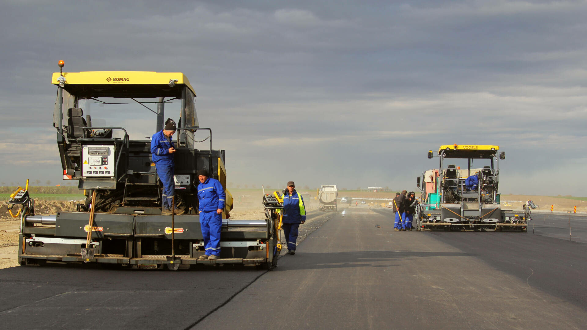 drum, asfaltare, muncitori