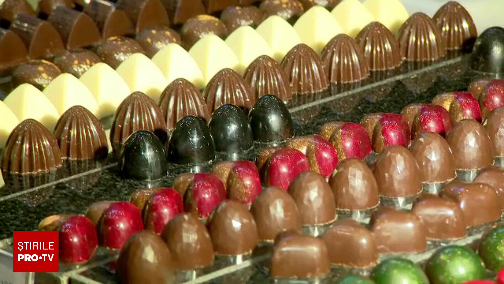 Pralinele cu urechi de porc, vedetele T&acirc;rgului de ciocolat&#259; de la Ia&#537;i. Ce sortimente neobi&#537;nuite au mai fost pe list&#259;
