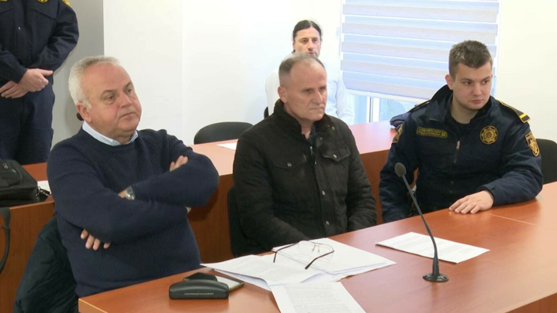 Îngrijitorul unui liceu din Bosnia și-a ucis trei colegi și a încercat să-și ia viața. De ce ar fi recurs la gestul extrem