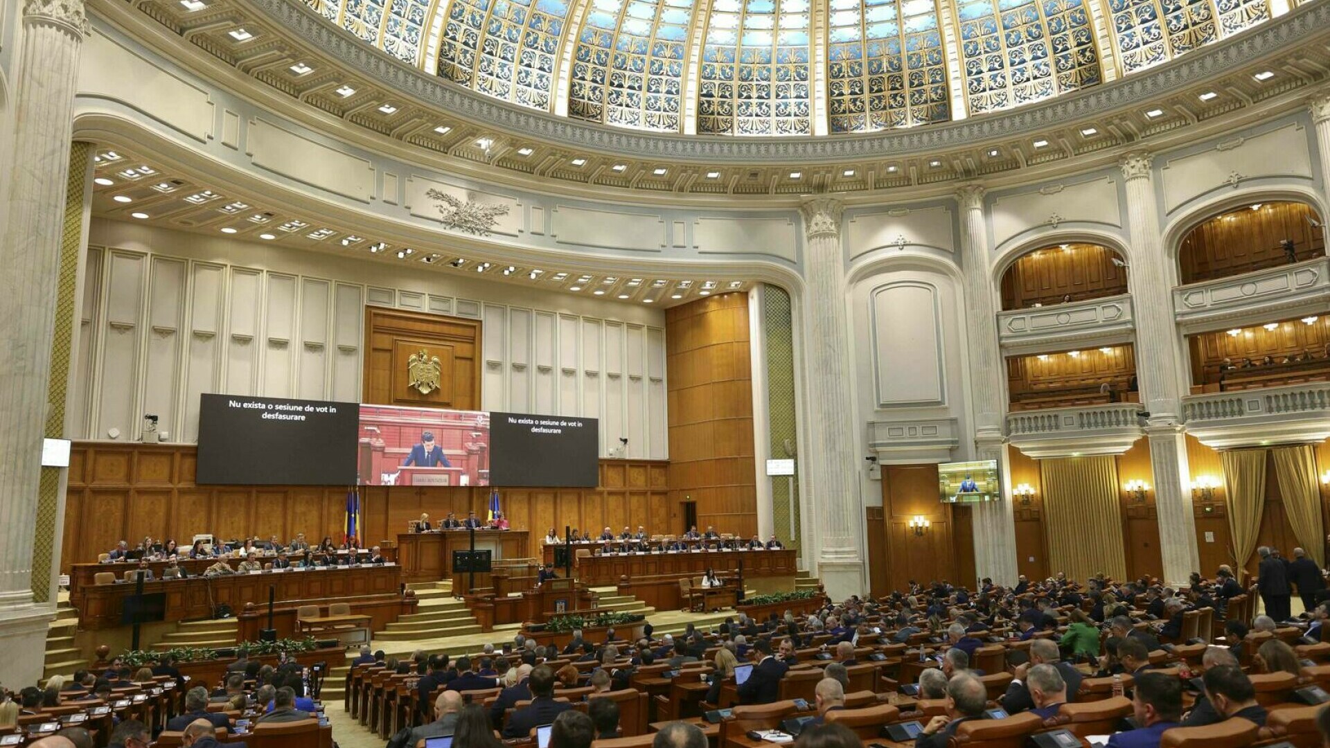 Nicuşor Dan, Parlament