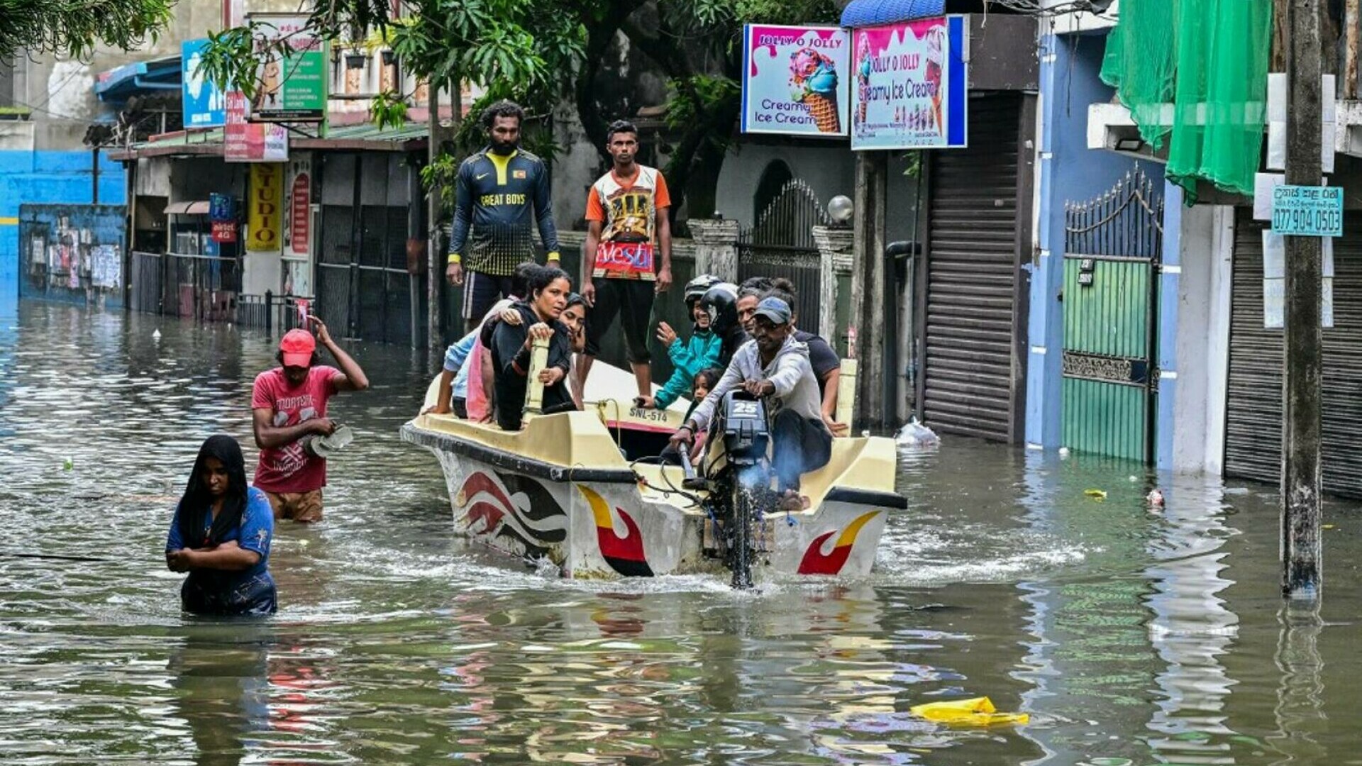 inundatii sri lanka
