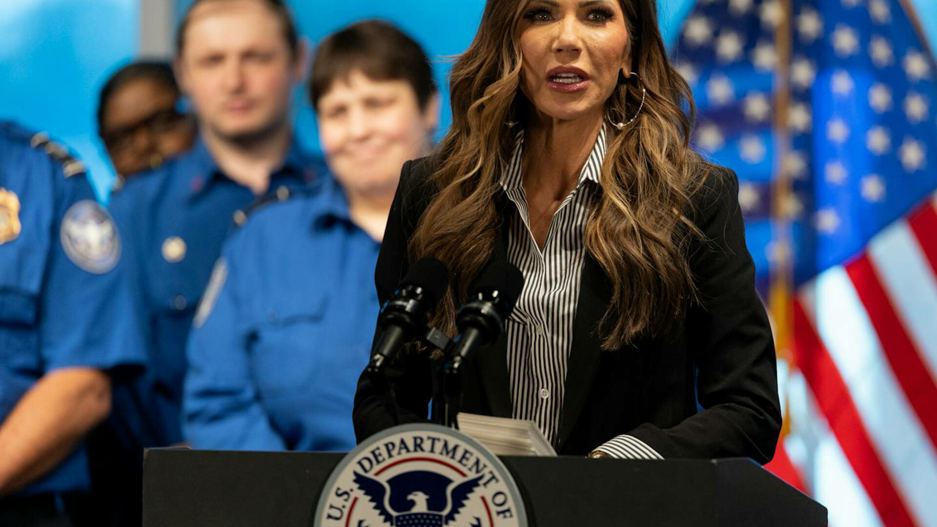 kristi noem homeland security