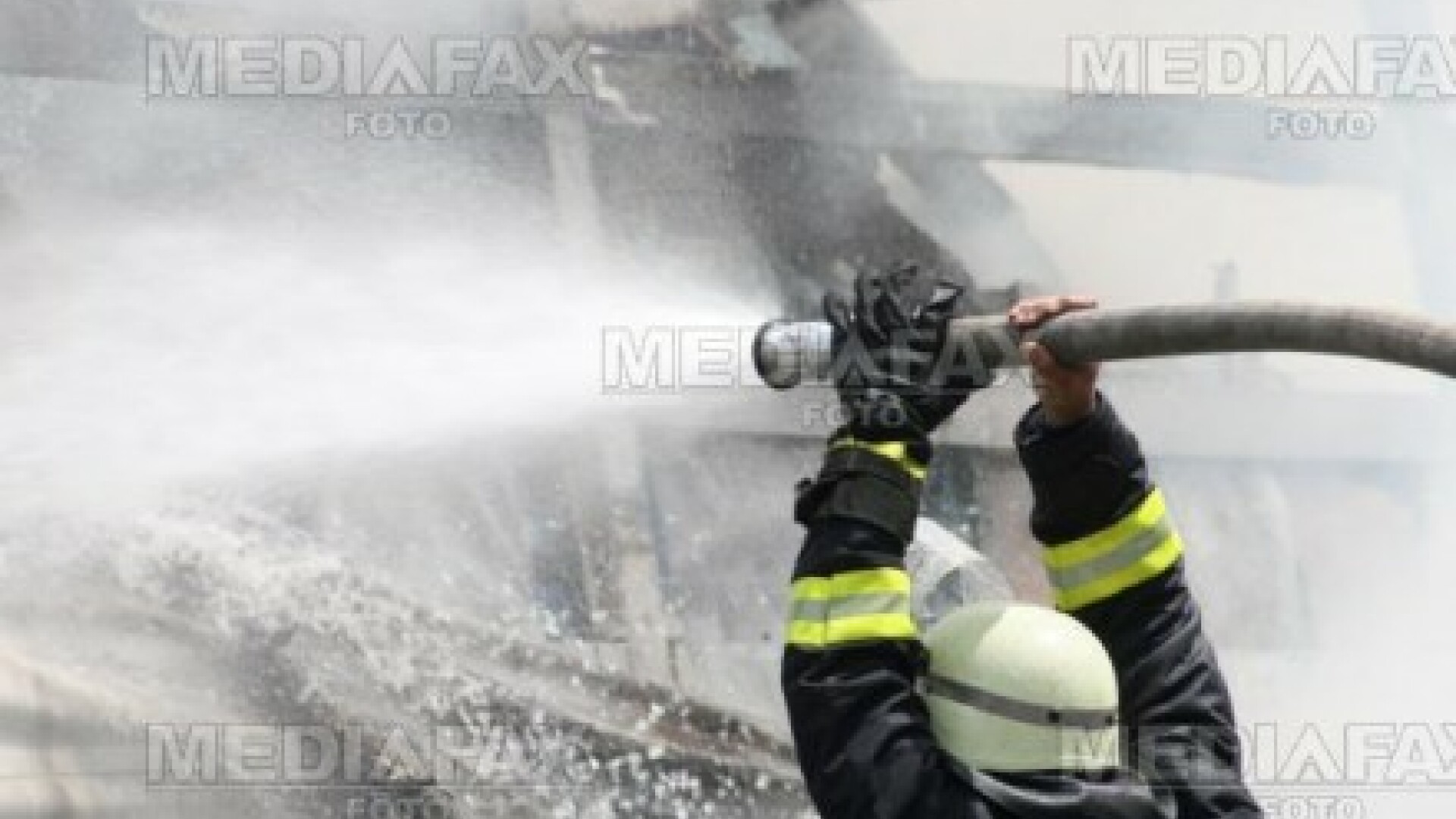 Apartament din Cluj, distrus de un incendiu