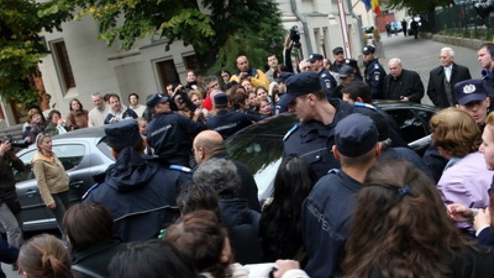 Proteste la Ministerul Educatiei