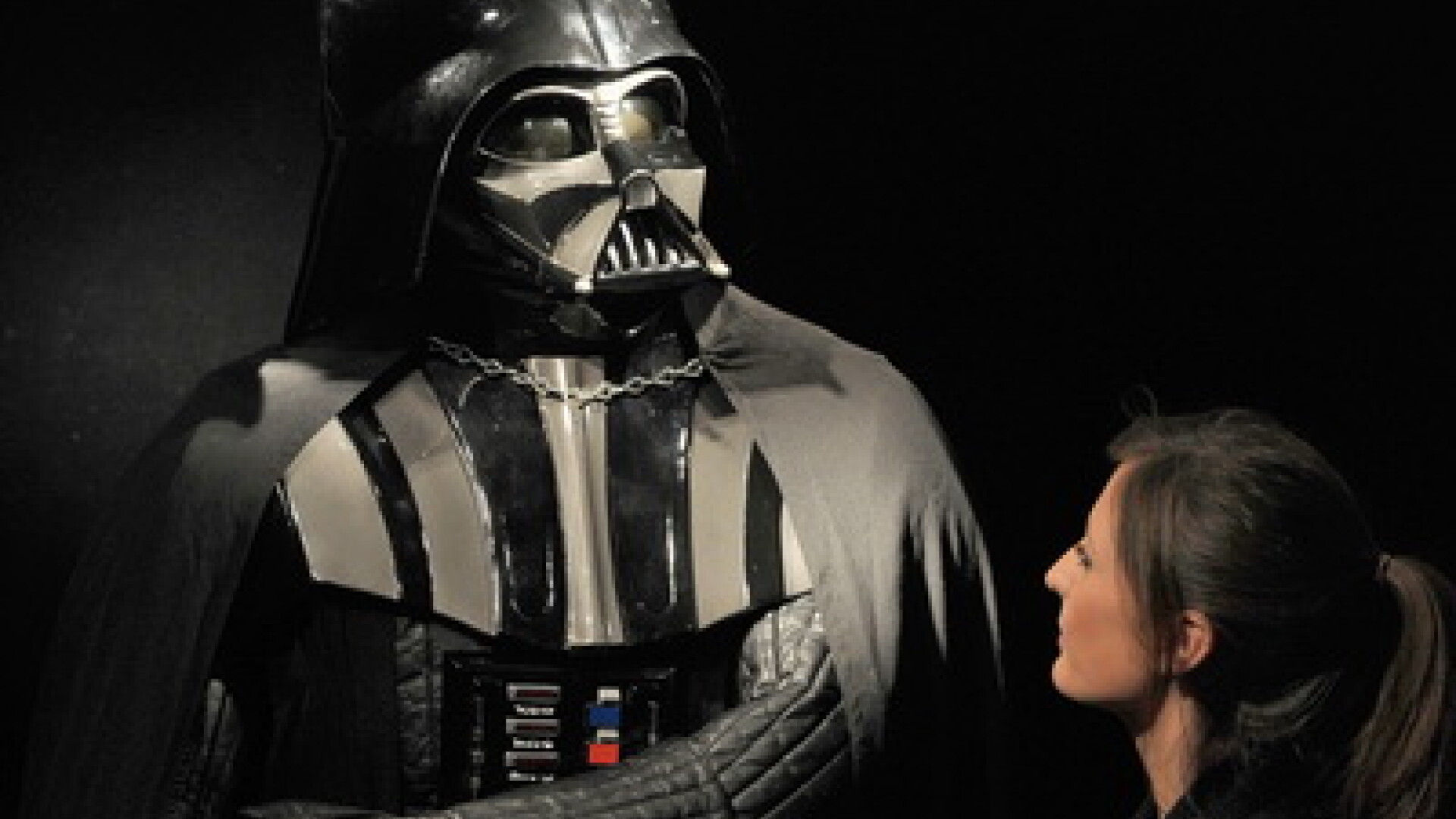 Costumul lui Darth Vader, scos la licitatie