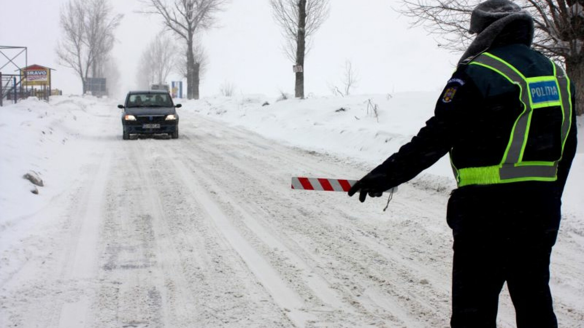 Anvelope iarna, politie