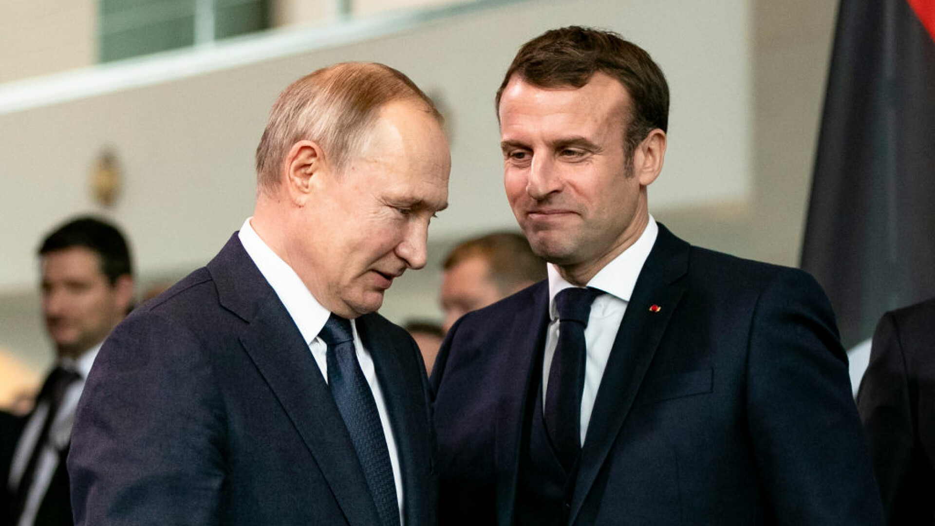 Ce i-a spus Putin lui Macron despre situația din Belarus: ”Toate încecările sunt inacceptabile”