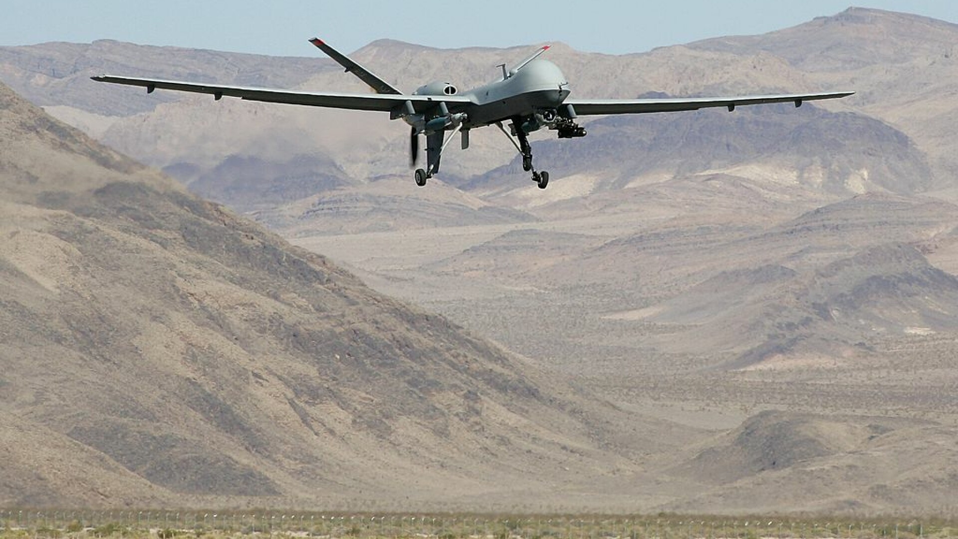 Șapte lideri Al-Qaeda, uciși în urma unui atac cu drona în Siria. Teroriștii erau la cină