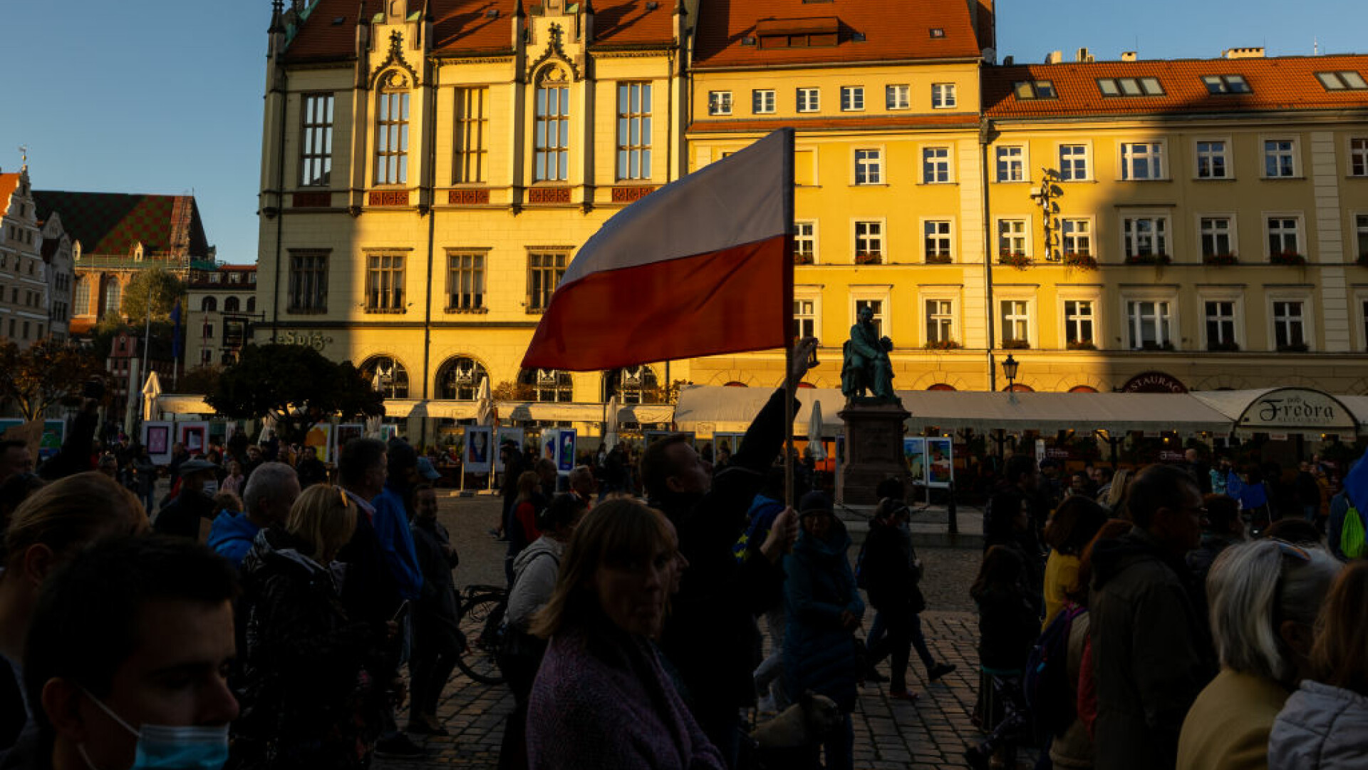 Polonia a făcut primul pas spre ieșirea din Uniunea Europeană