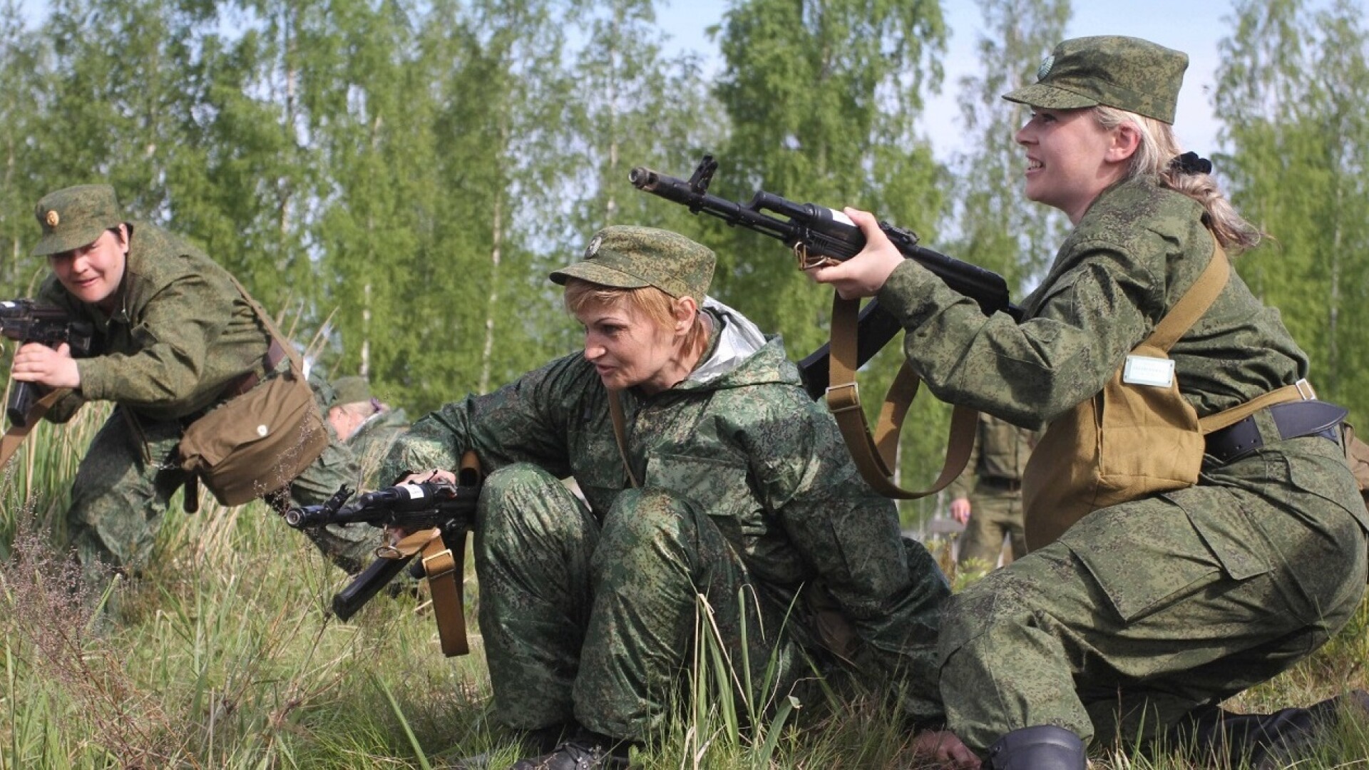 femei ruse în armată
