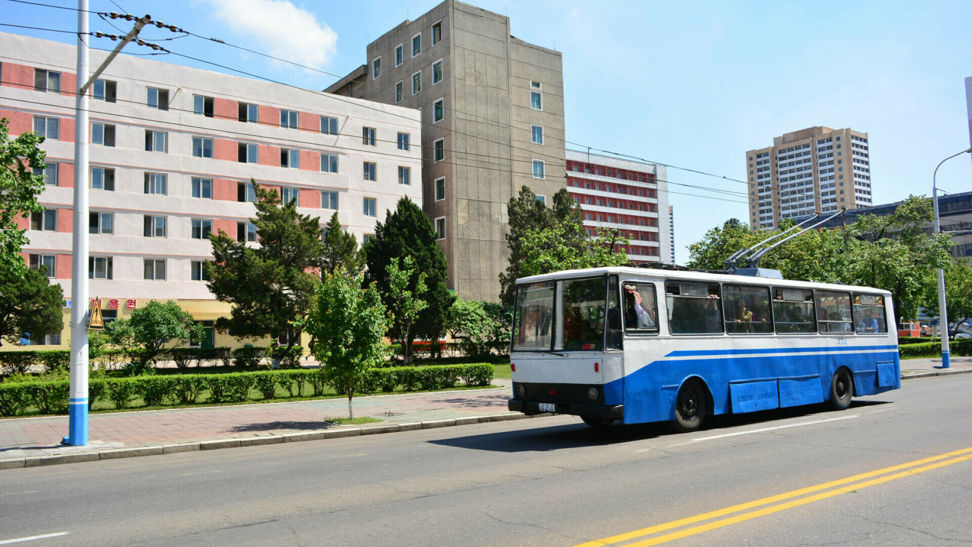 autobuz coreea de nord