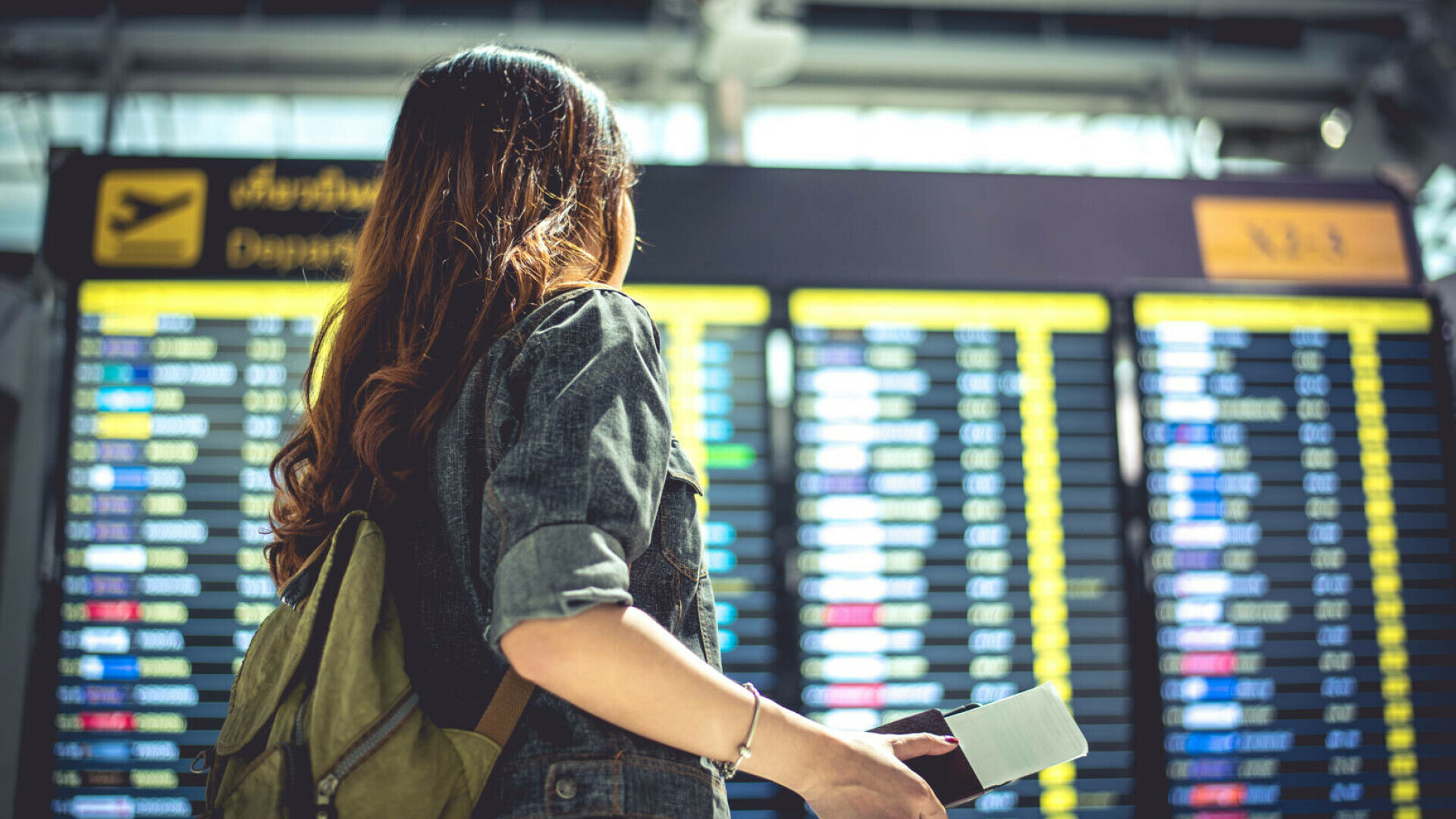 persoana la aeroport