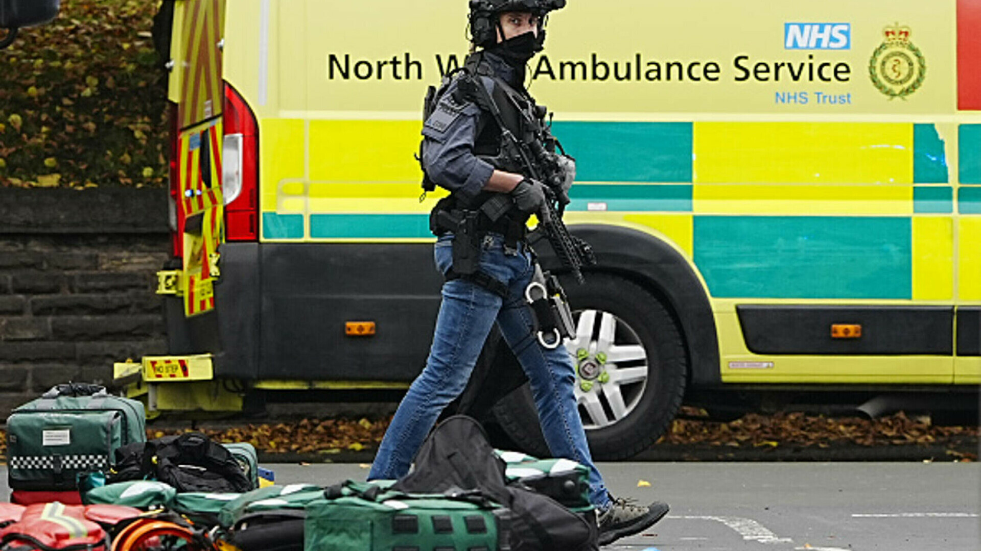 Atac armat lângă o sinagogă din Manchester