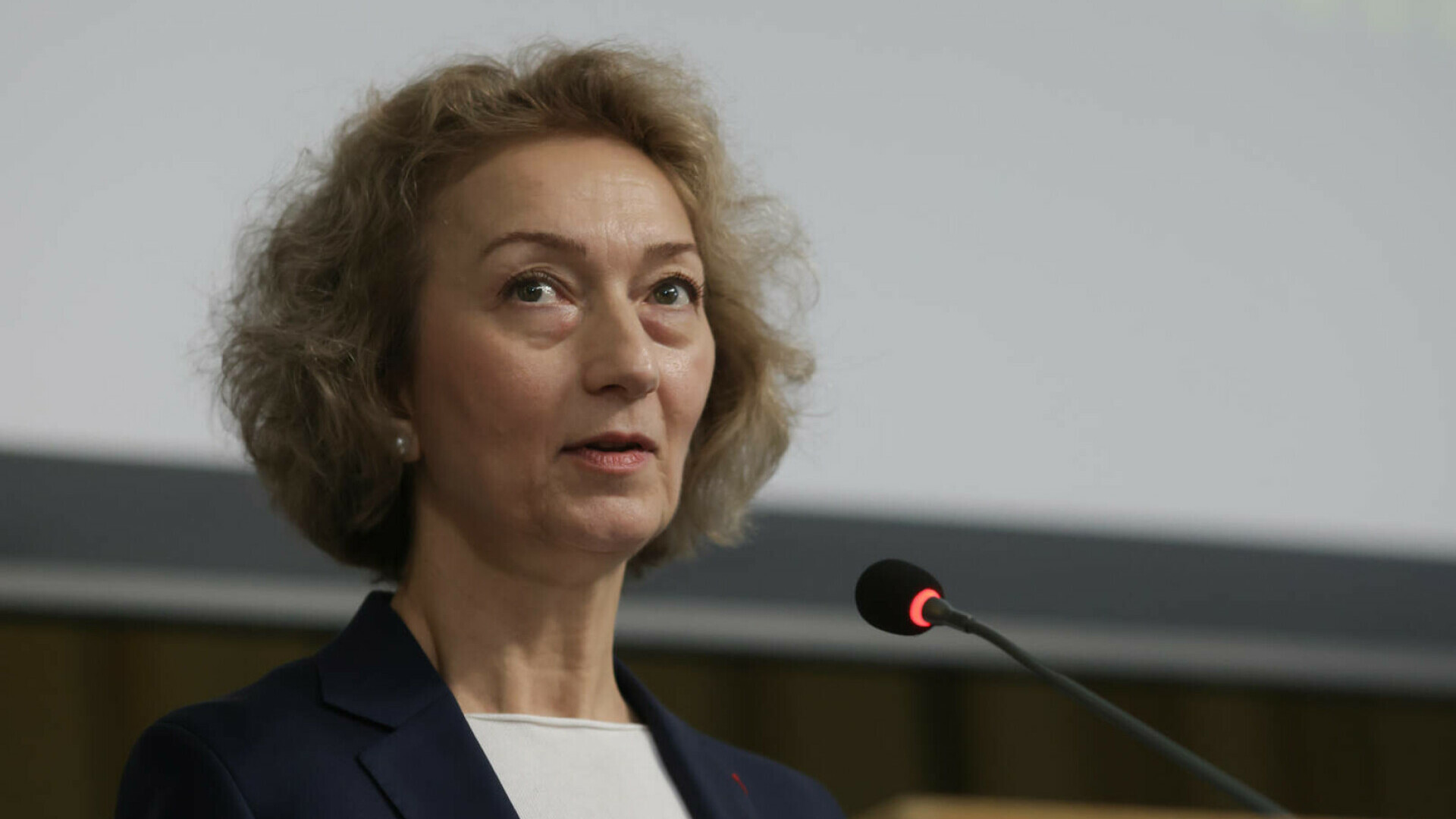 Simina Tănăsescu