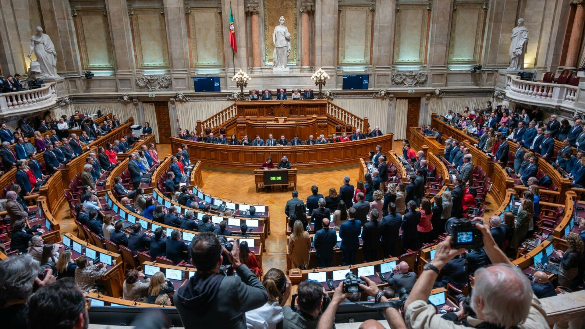 parlamentul portugaliei