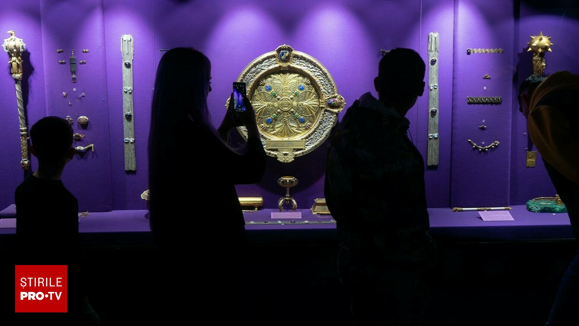 În 1916, România a dăruit Rusiei 90 de tone de aur - acum valorează 8 mld. de euro și le vrea înapoi. BNR: „O datorie morală”