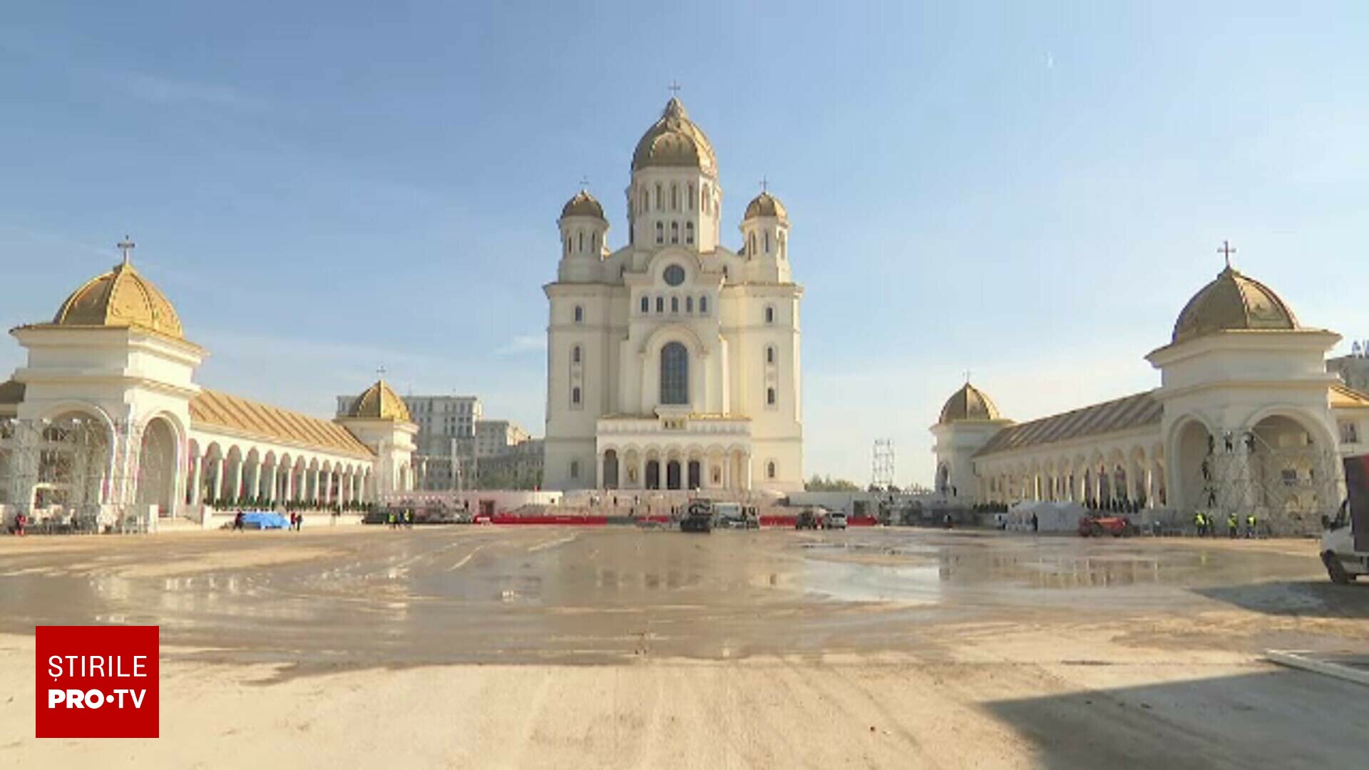 Sfințirea picturii Catedralei Naționale. Polițiștii impun restricții de circulație în anumite zone din București