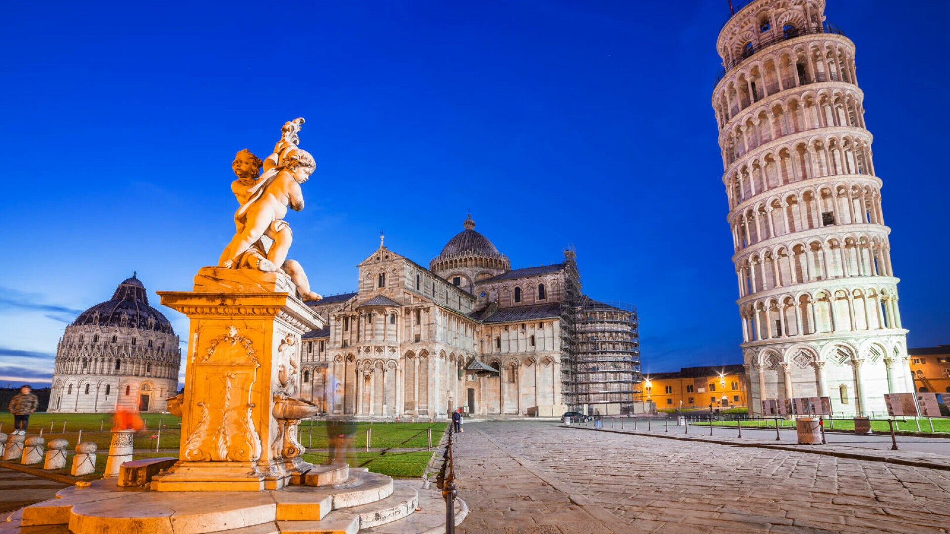 Pisa – atracții culturale, muzee și experiențe de neuitat în Toscana. Cum să te pregătești pentru un city break în Italia