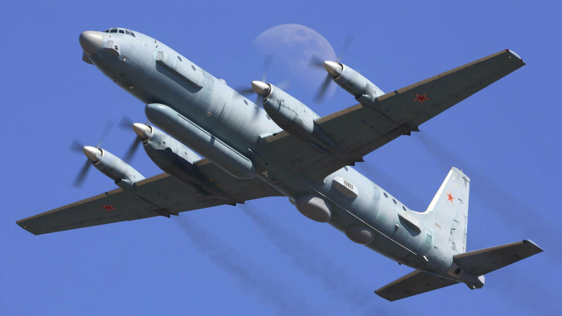 Două avioane de luptă ale NATO au dat peste o aeronavă-spion a Rusiei. Ce a urmat