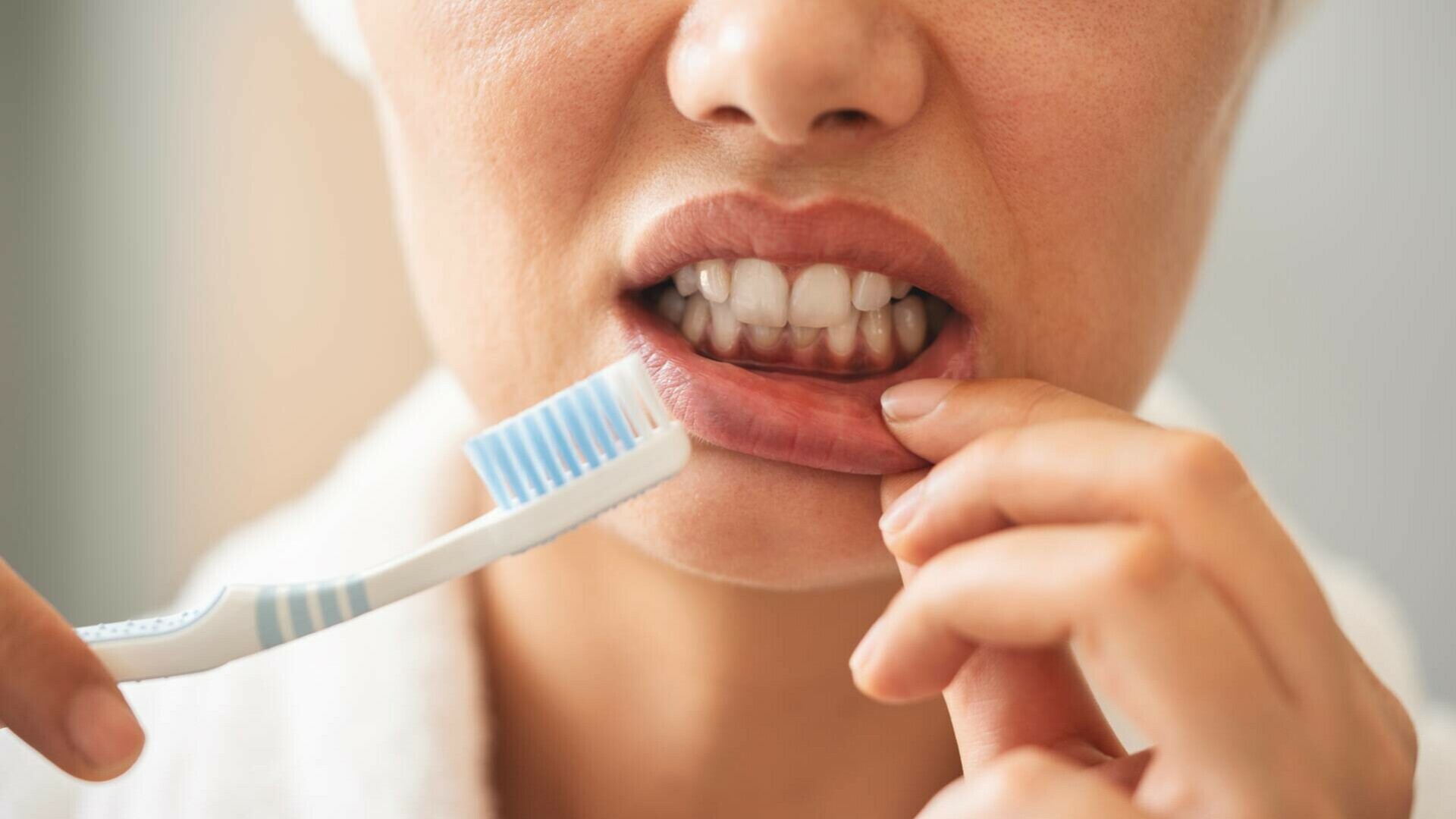 Remedii naturale pentru respirație urât mirositoare. Cum să scapi de mirosul de ceapă, pește sau usturoi