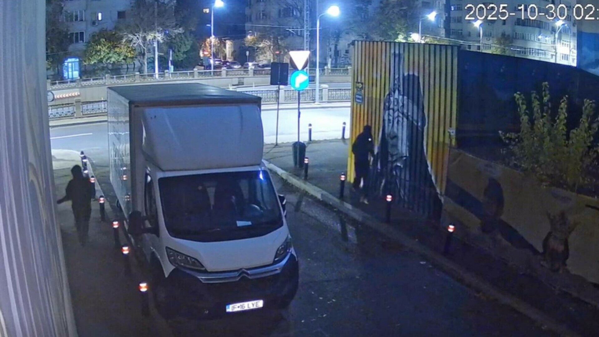 Fațada sediului central al AUR a fost vandalizată. George Simion: „Solicit SPP asigurarea protecţiei pentru viaţa mea”