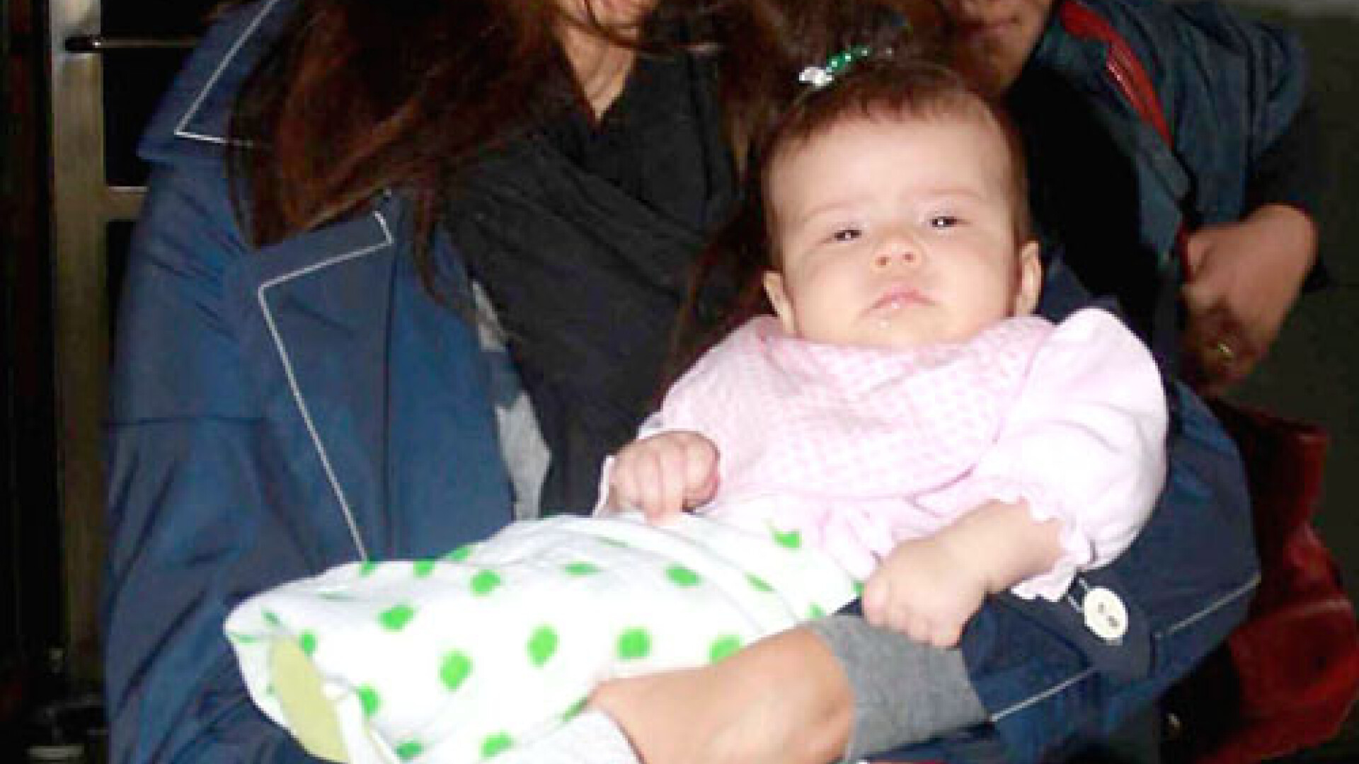 Jessica Alba si bebelusul