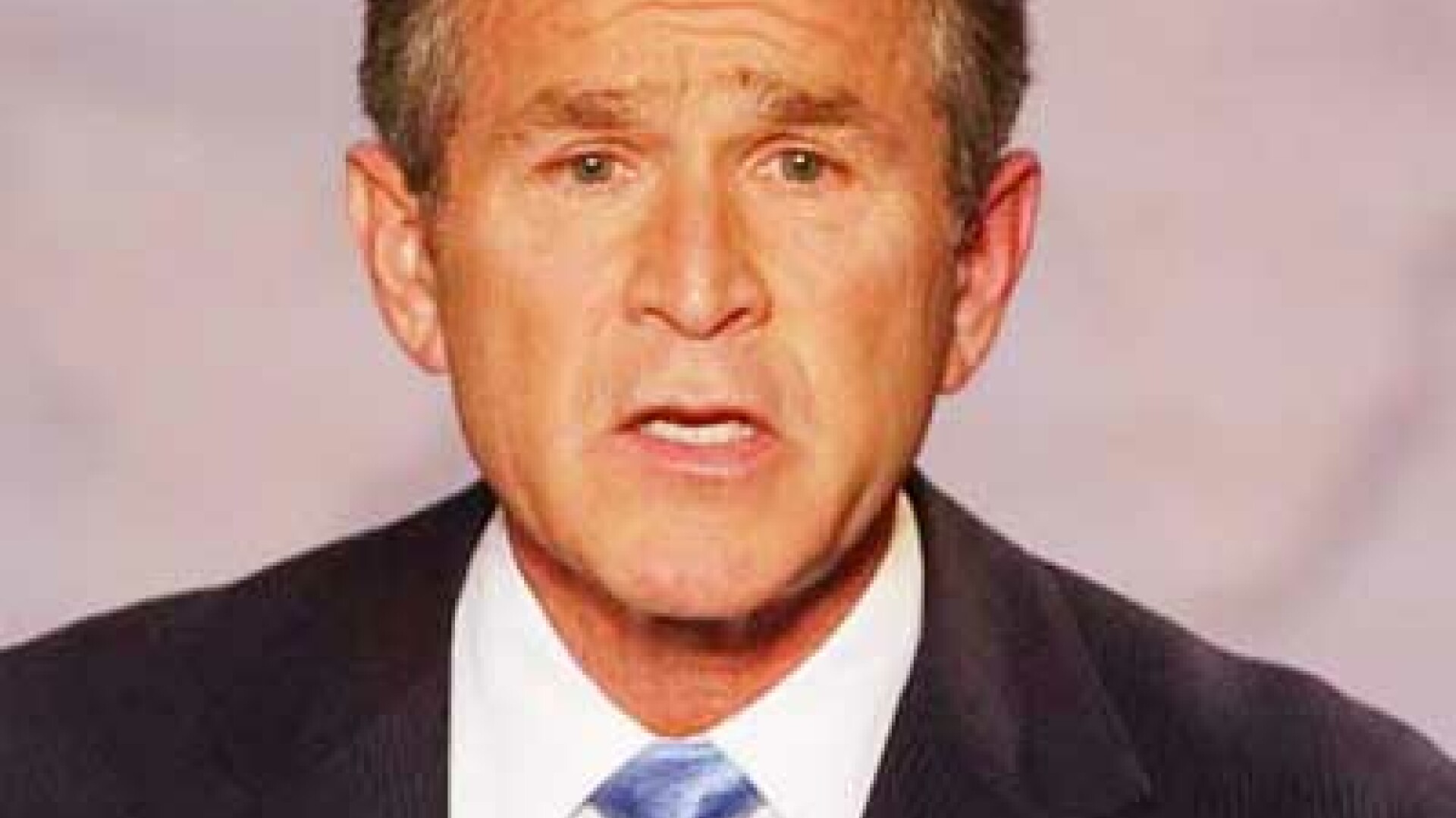 Administratia Bush, considerata responsabila pentru criza economica
