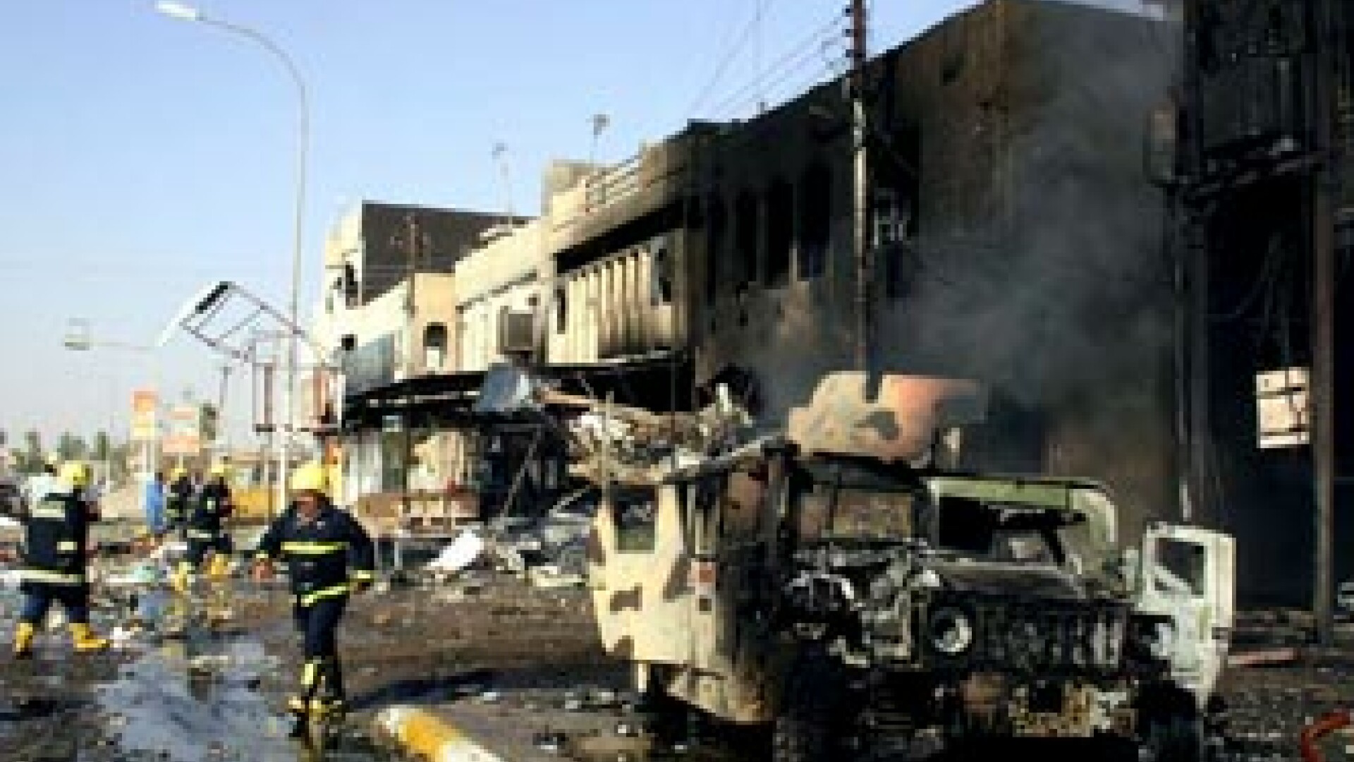 Atentatul din orasul libanez Tripoli, soldat cu patru morti si 30 de raniti