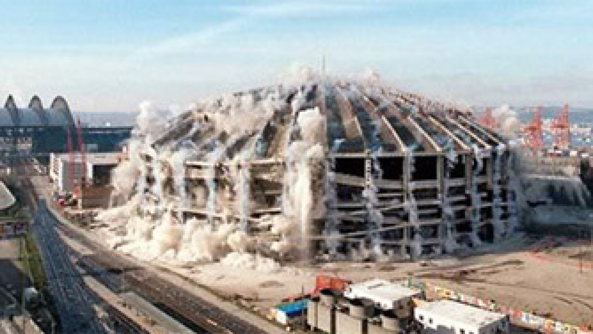 Demolare stadion