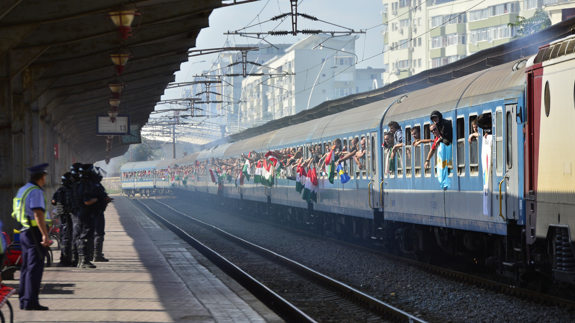 tren suporteri unguri