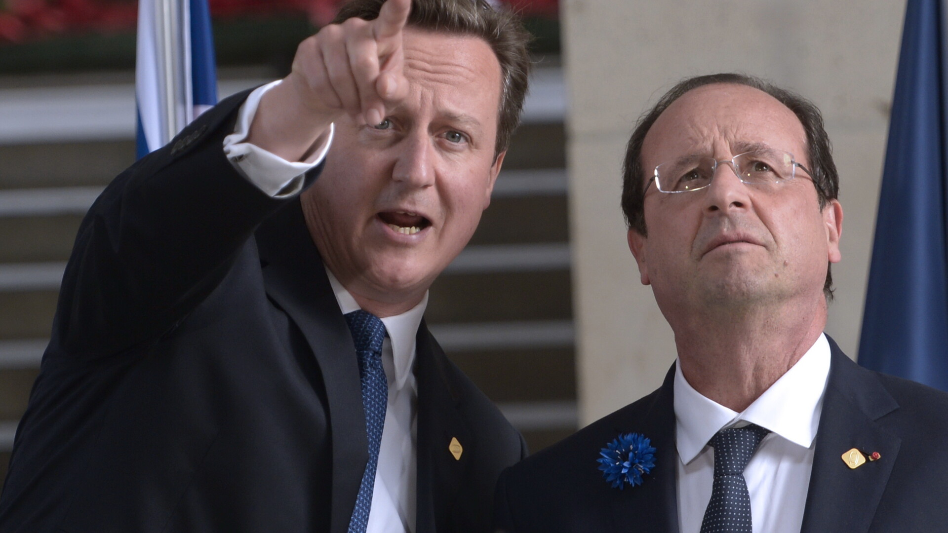 David Cameron, Francois Hollande