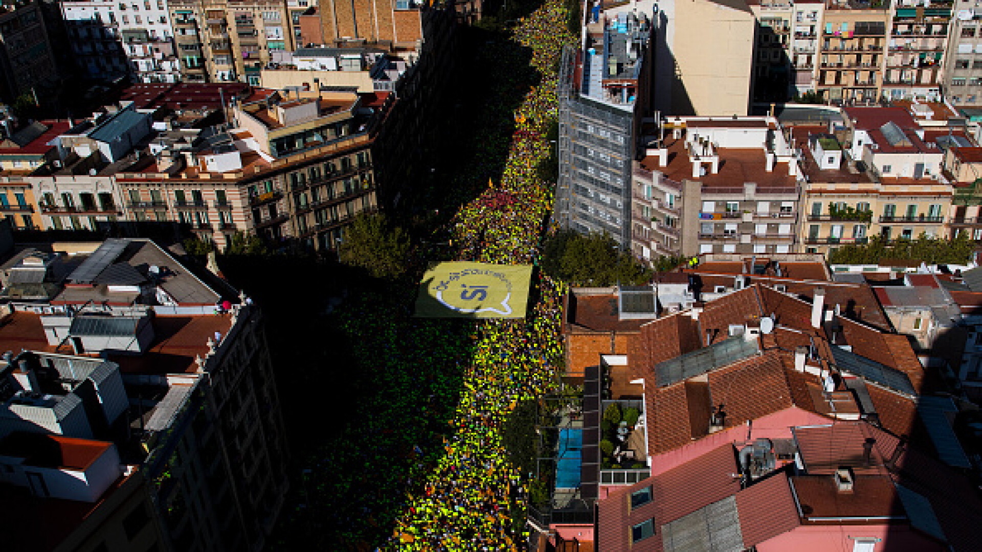 Jumătate de milion de oameni au cerut independenţa Cataloniei
