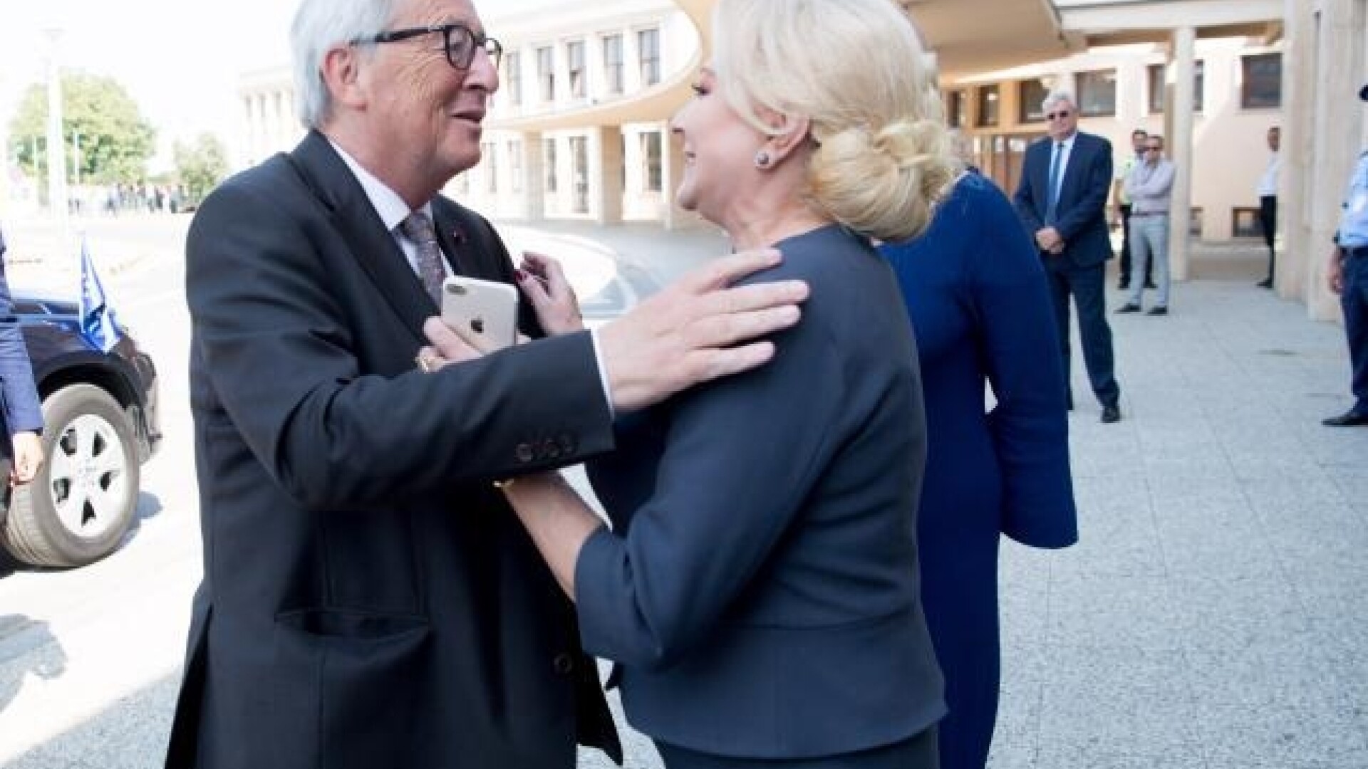 Jean-Claude Juncker, Viorica Dancila