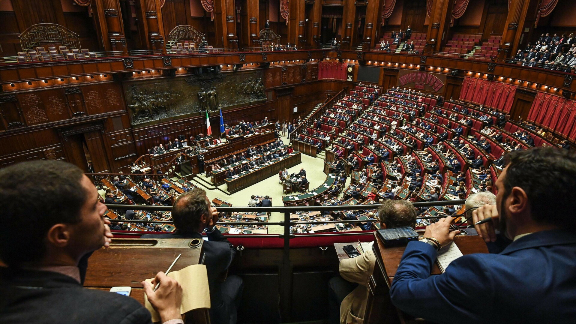 Guvernul lui Giuseppe Conte a primit votul de încredere al deputaților italieni