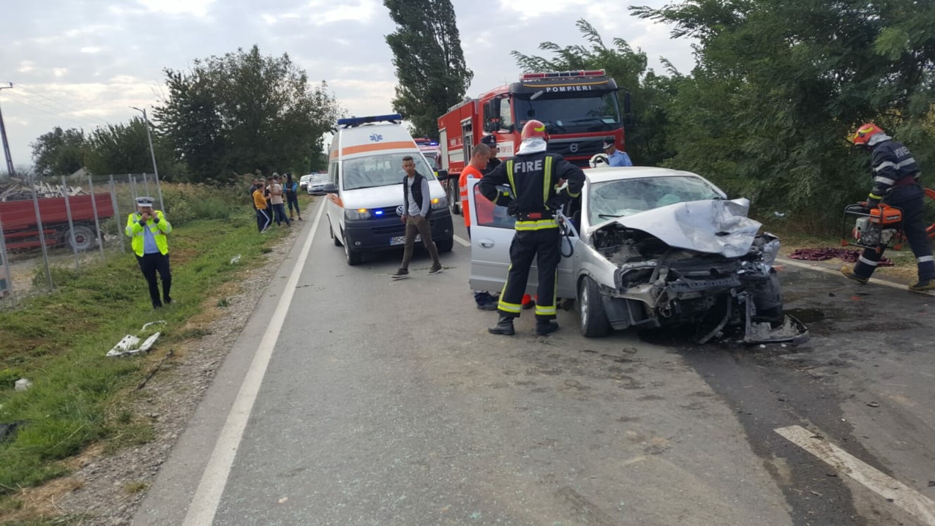 Doi morți într-un accident în Bacău